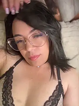 Bella fournier online show from April 11, 1:22 am