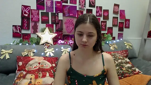 MilanaRoza online show from December 20, 6:17 am