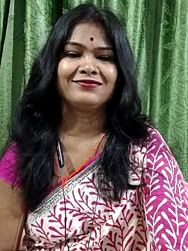 yoursweety09 online show from November 5, 12:05 am