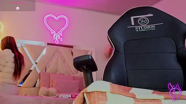 Laylafoxy tay online show from November 3, 3:21 am