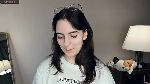 DracosMoon online show from December 17, 7:12 am