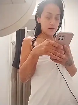 lovlypussy55 online show from October 21, 7:51 pm