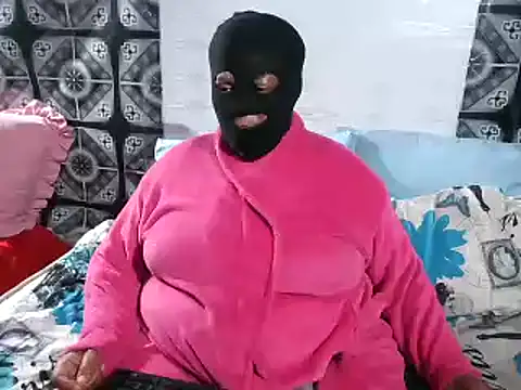 Naughty Sexy Couger online show from May 23, 9:29 am