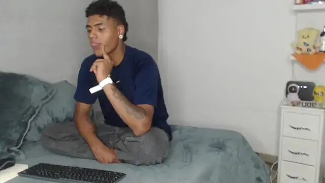  tatho perovich  online show from December 18, 4:39 am