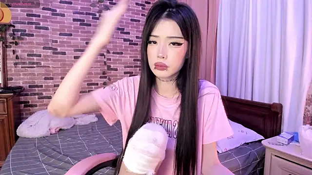 Velvetsky 1 online show from November 4, 2:22 pm