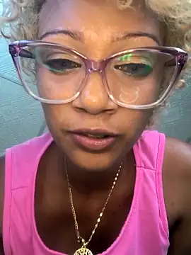 Amaliu  online show from January 31, 7:11 pm