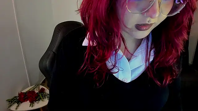 Snapshot of crimson_tati_ chatting on September 12, 5:30 am crimson tati online show from September 12, 5:30 am