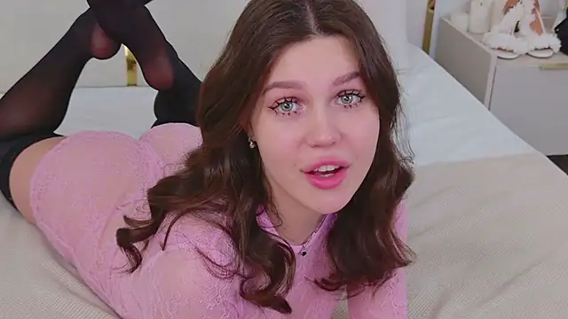 RihannaRose online show from February 26, 5:01 pm