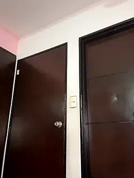 KellyOlsenbe online show from October 30, 9:49 pm