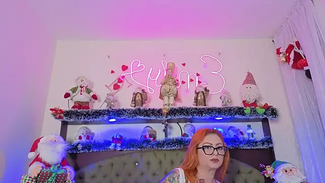 EMILY ROUSSE71 online show from November 23, 2:25 am