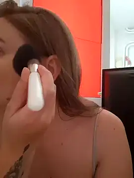 andradaph15 online show from September 22, 12:36 pm