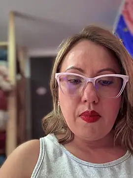 VIOLETA-25  online show from February 12, 9:16 pm