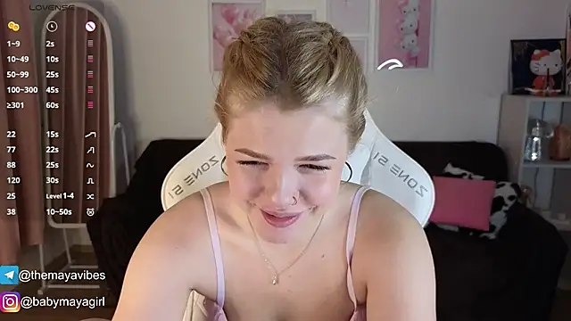 Maya Rave online show from November 18, 4:13 am