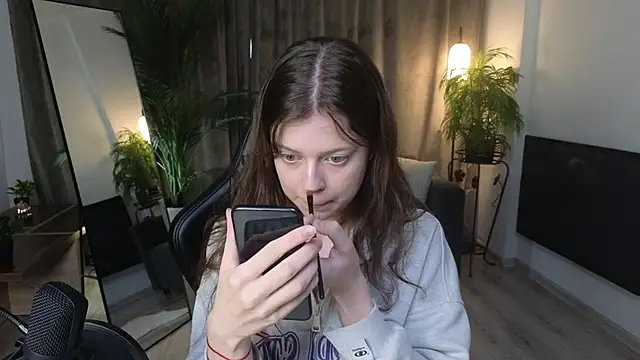 Este Glen online show from October 16, 10:34 pm