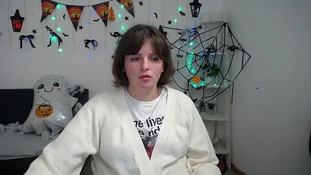 StaceyLex online show from October 22, 9:03 am