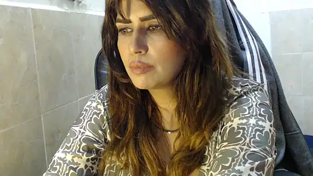 pareeti online show from January 8, 8:24 pm