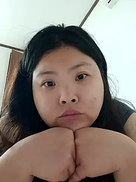 Snapshot of hello098712 chatting on October 8, 9:24 am hello098712 online show from October 8, 9:24 am