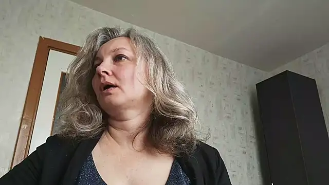 EdithManning online show from June 2, 7:42 am