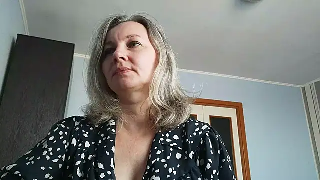 EdithManning online show from March 17, 7:56 am