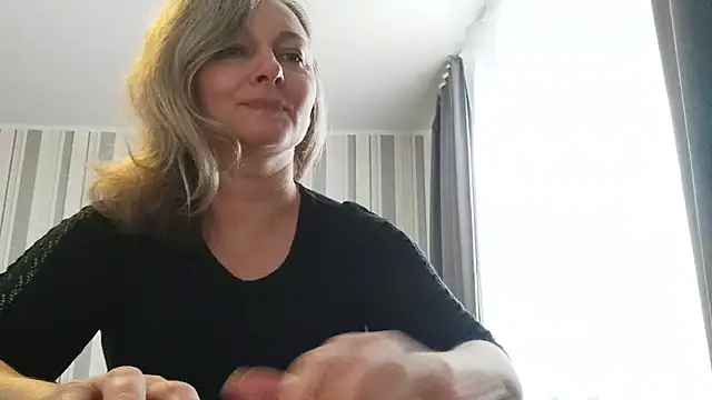 EdithManning online show from January 13, 1:15 pm