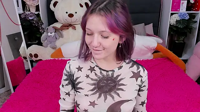 MiaKarlos online show from December 18, 2:05 am