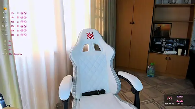 princessaalicc online show from November 8, 12:32 pm