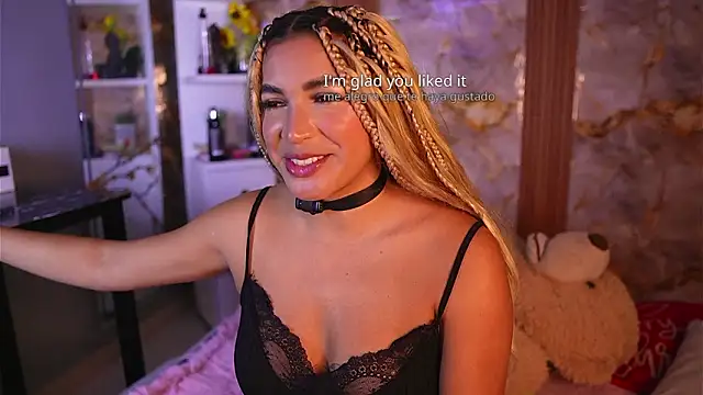 zoey-fox online show from February 20, 2:21 am