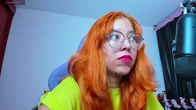  Moon Johnson online show from February 22, 12:44 am