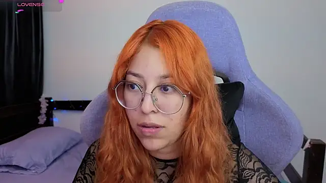  Moon Johnson online show from May 23, 2:43 am