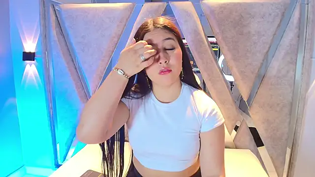 Annie9  online show from November 28, 3:42 am