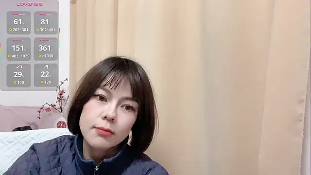 Linda-LL online show from November 24, 11:56 am