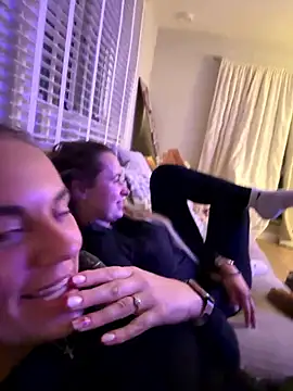 Millie-Miles online show from January 18, 2:30 am