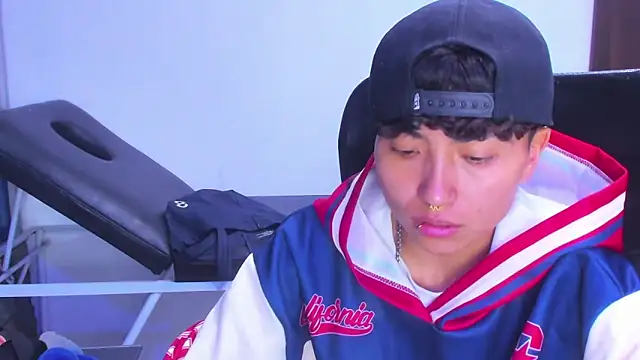 Im Mathias online show from February 3, 7:13 am