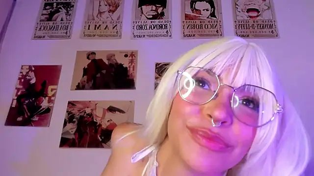 Luna-Chann online show from November 29, 9:08 pm