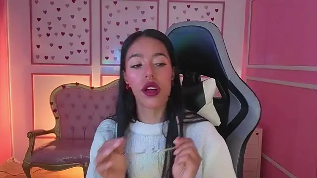 stephania t online show from September 17, 11:41 am