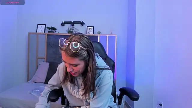  Sophie  miller online show from October 11, 5:04 pm