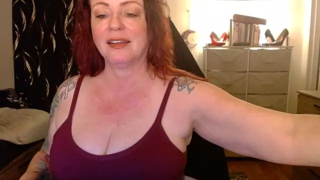 Nikkimastersgirl1091 online show from February 17, 3:00 pm