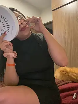 Effyvice13 online show from June 15, 1:44 pm