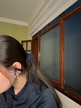 aurora divine online show from October 1, 10:59 pm