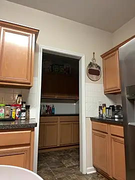 choclatepeaach online show from March 4, 12:01 pm