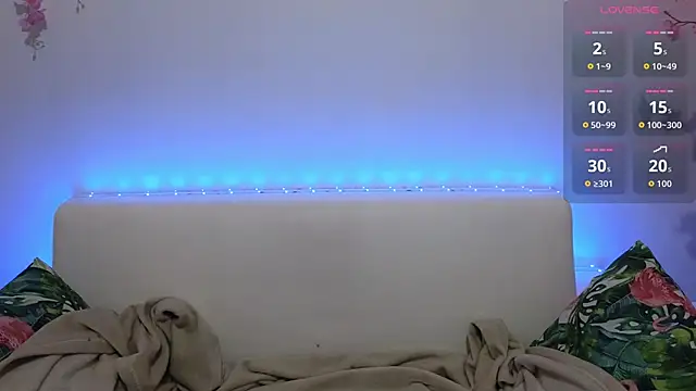 CooperAllana online show from December 4, 8:27 am