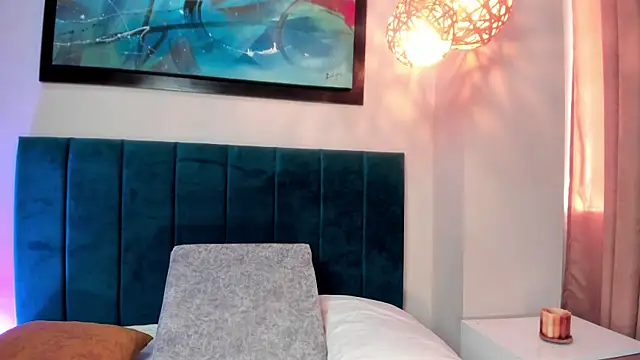 AntonellaHall  online show from December 17, 3:49 pm