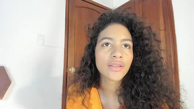 AntonellaHall  online show from April 21, 6:26 pm