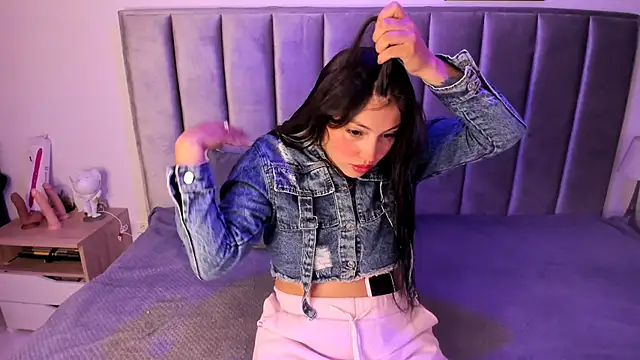 Emmy-Turnner online show from December 1, 11:47 am