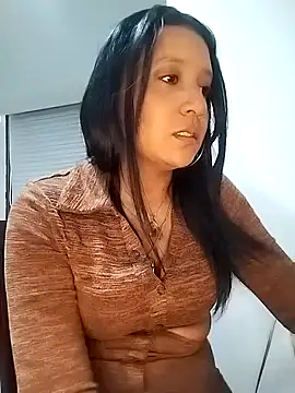 cami victoria online show from January 5, 6:44 pm