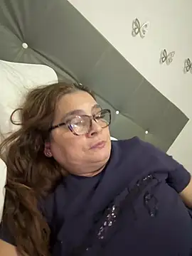 AntonellaAlondra4 online show from January 19, 1:24 am