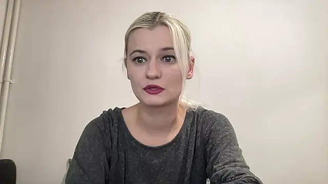 Onika Love online show from November 7, 11:42 pm