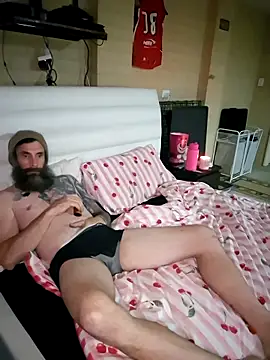 Snapshot of hornycouple6110 chatting on October 28, 3:07 pm hornycouple6110 online show from October 28, 3:07 pm