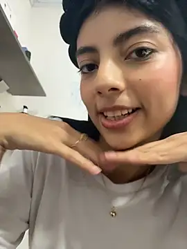 Baby Niels online show from December 3, 9:06 pm