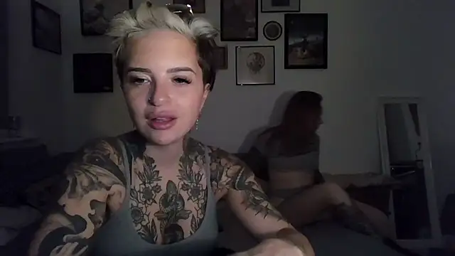 Snapshot of Alexandersonxo chatting on October 5, 7:08 pm Alexandersonxo online show from October 5, 7:08 pm